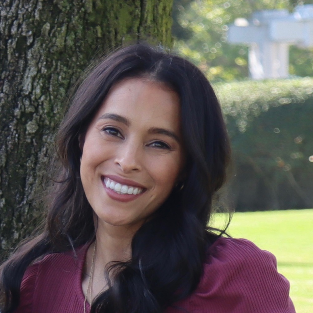 Meet your Posher, Angelique